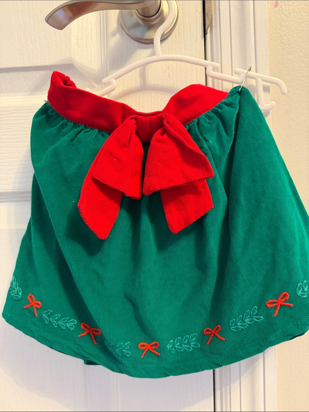 Busy Bee Girls Green Corduroy Skort with Red Bow - Kids Dress size 5